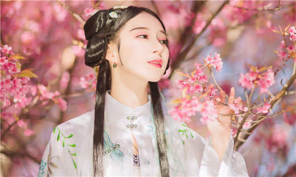 栾川供卵试管婴儿：助您实现家庭梦想的科学方案